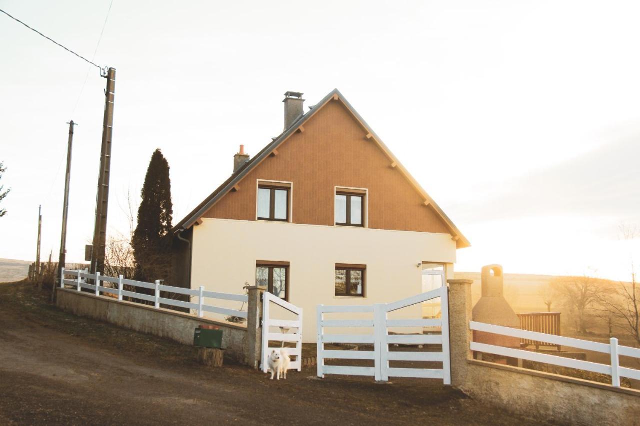 Bed and Breakfast Horizon Aubrac Лайоль Экстерьер фото