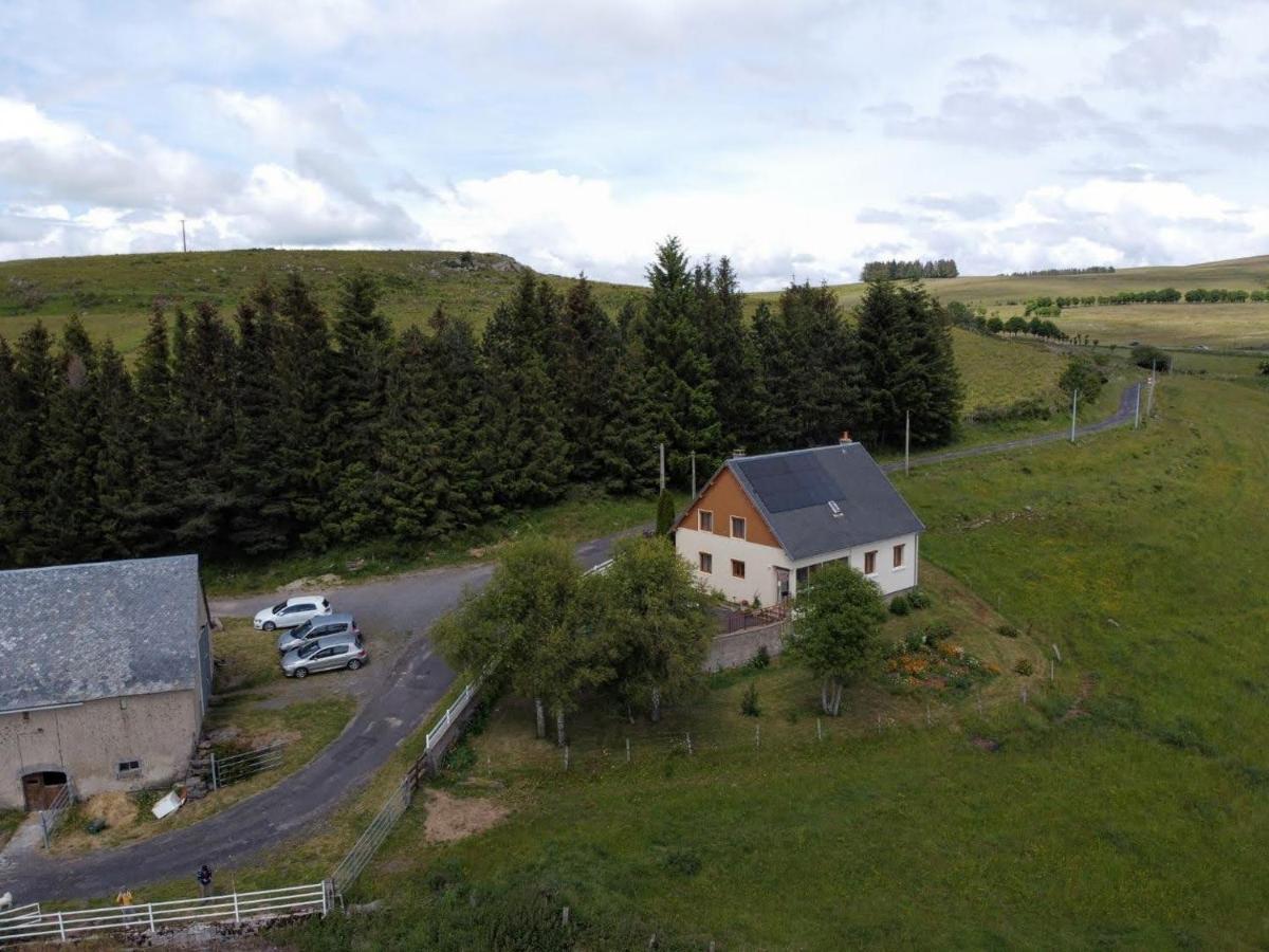 Bed and Breakfast Horizon Aubrac Лайоль Экстерьер фото